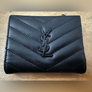 Black quilted YSL wallet 💯 authentic